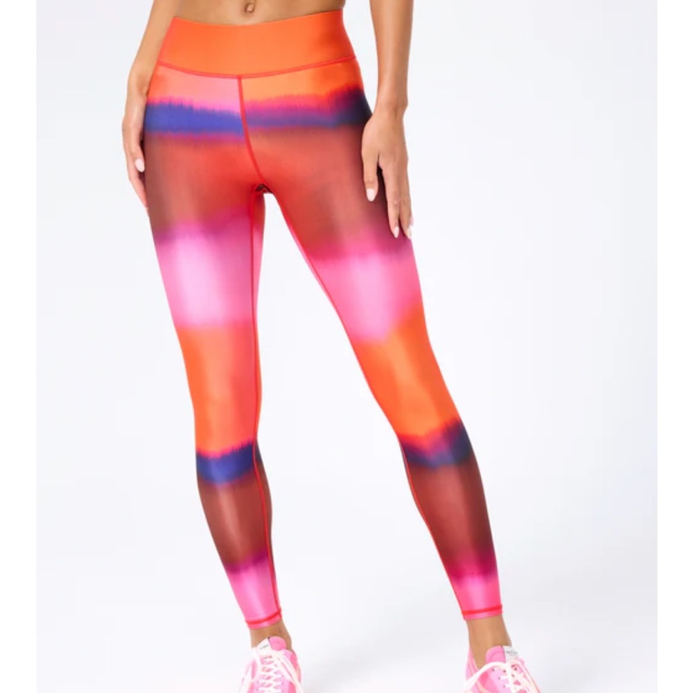 Terez Hi-Shine Leggings in Soft Focus Wine